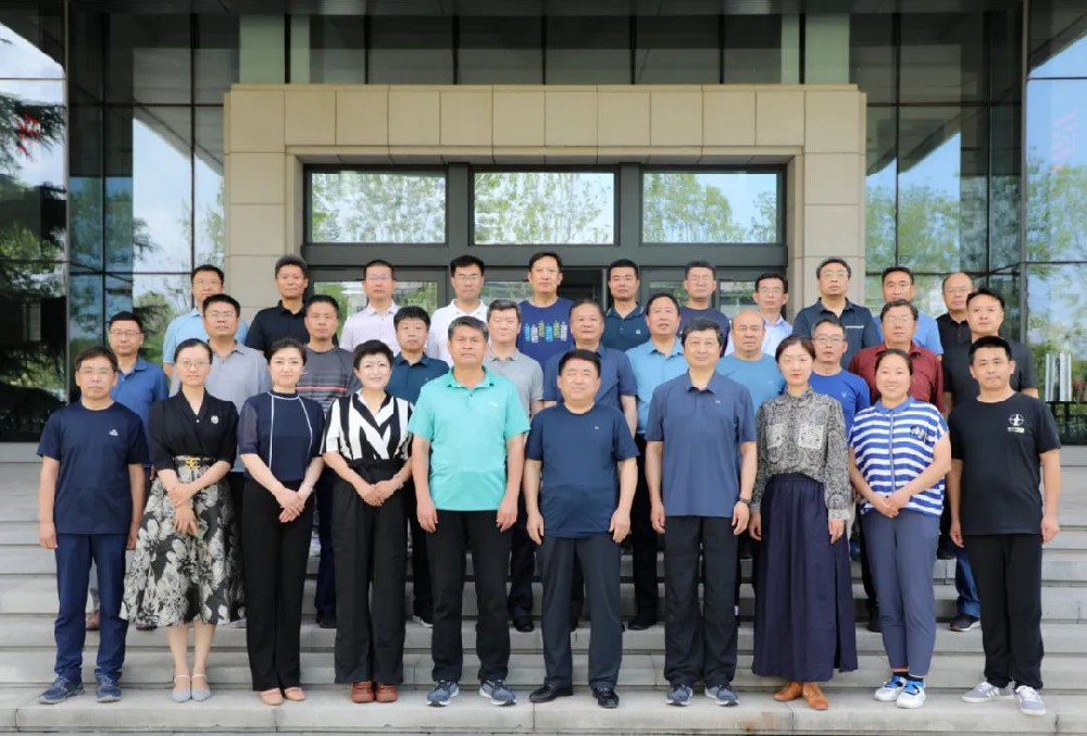 華魯 | ?公司舉辦干部能力素質(zhì)建設培訓班